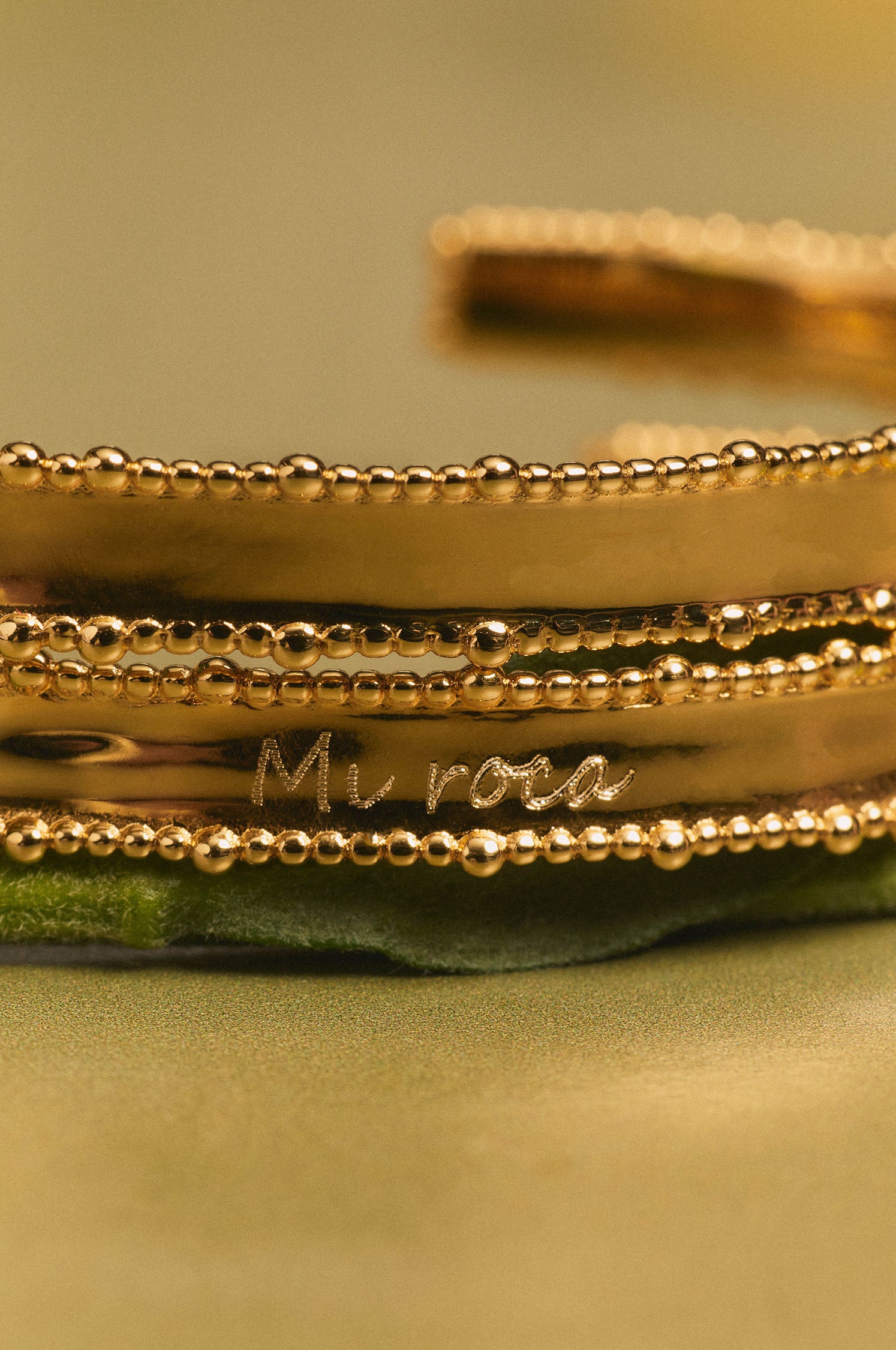 Brazalete Rigido Engrave