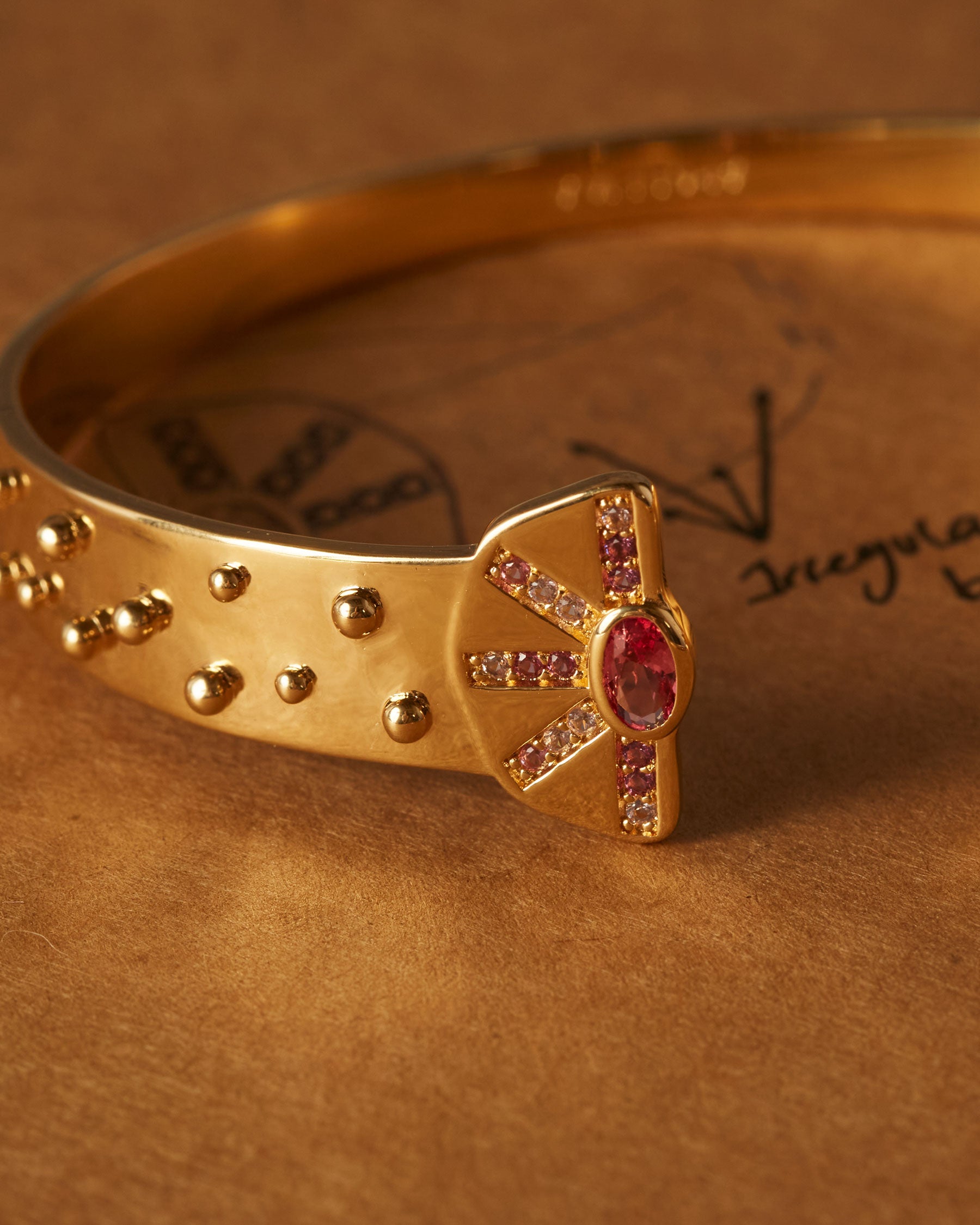 Royal Jewels of the World Message Board: Re: Queen Máxima's golden  butterflies